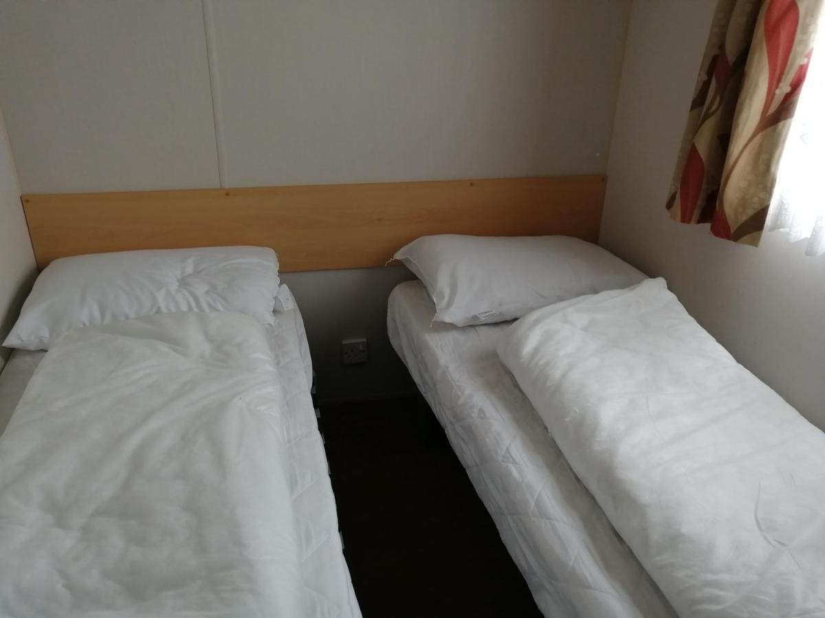 617 Seawick Hotel Jaywick Sands Bagian luar foto