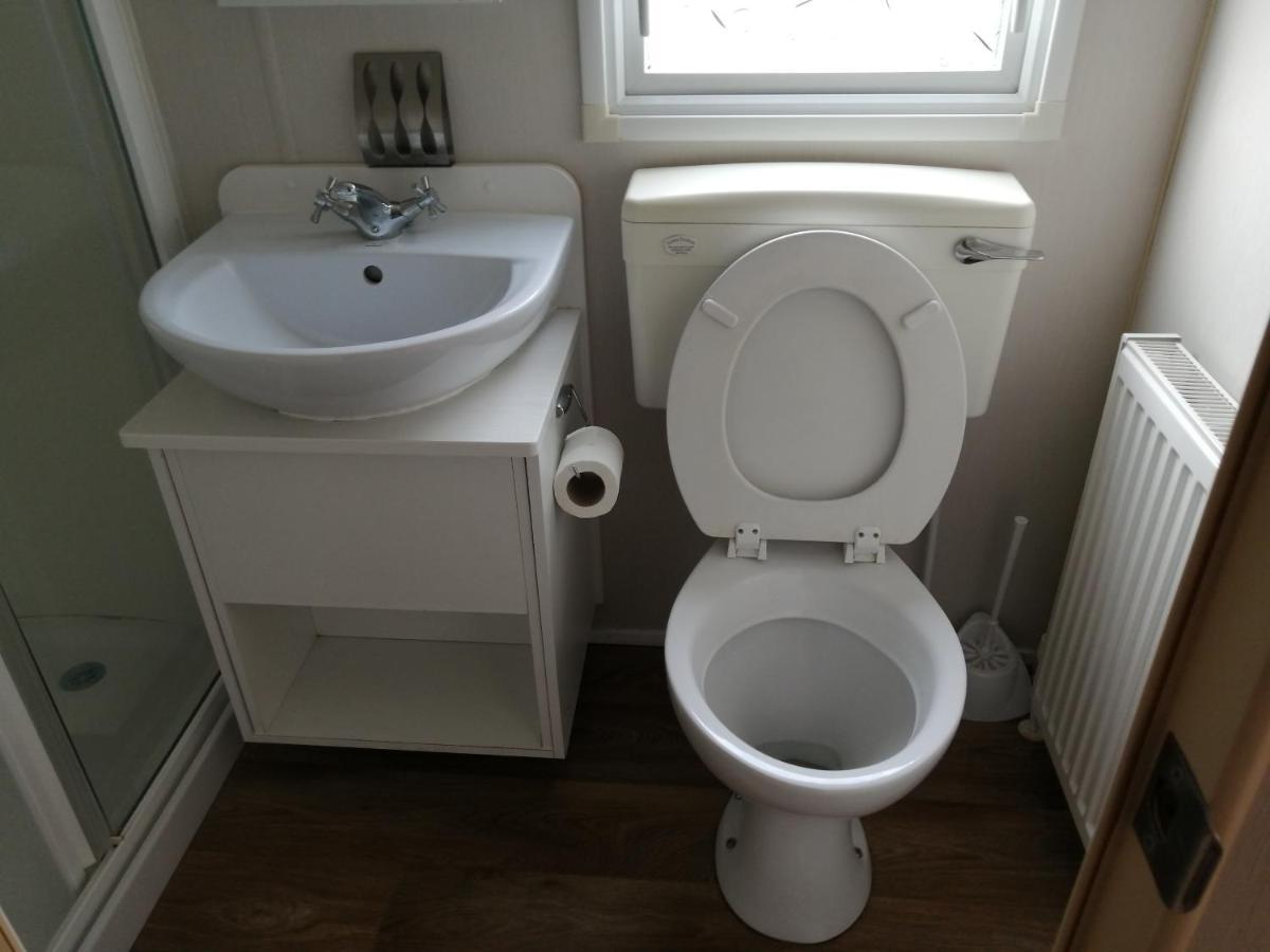 617 Seawick Hotel Jaywick Sands Bagian luar foto