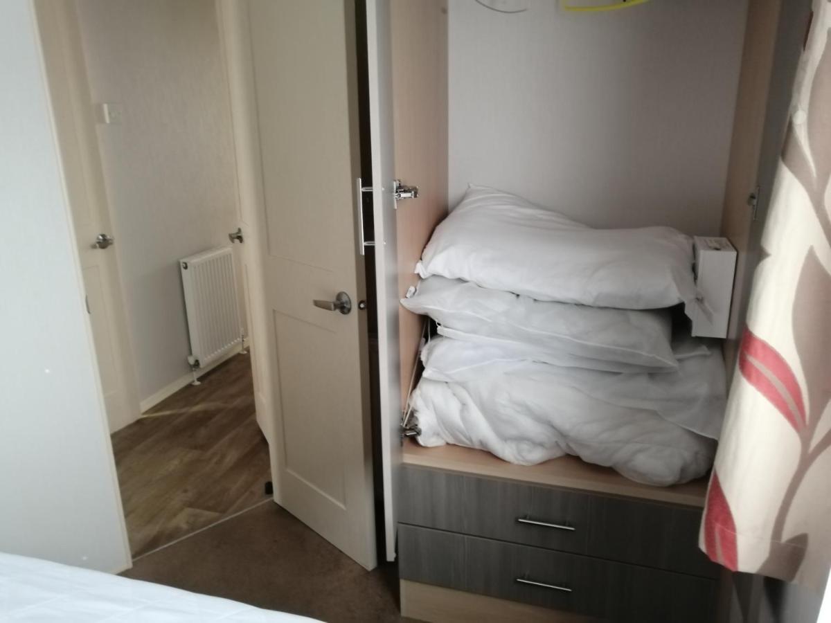 617 Seawick Hotel Jaywick Sands Bagian luar foto