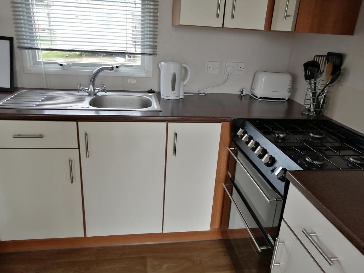 617 Seawick Hotel Jaywick Sands Bagian luar foto